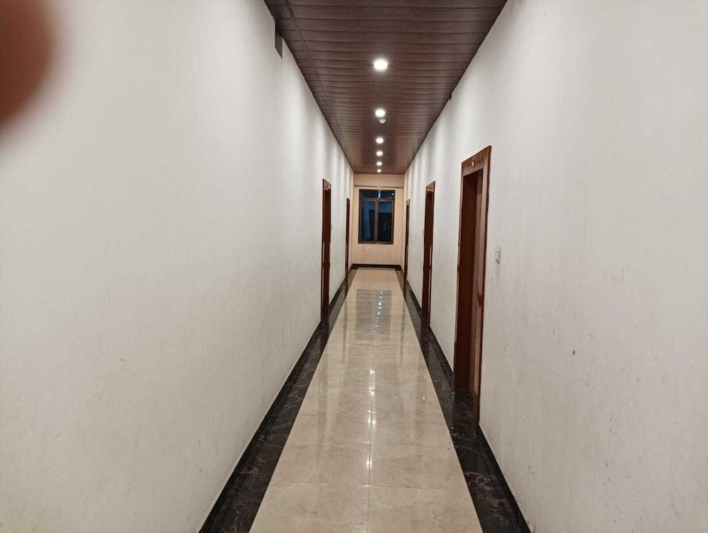 Hotel Atharv By GRB Lobby