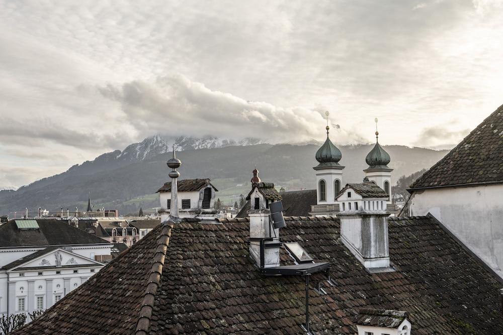 بوتيك هوتل ويسيز كريوز - أدالت أونلي هوتل المنطقة الخارجية