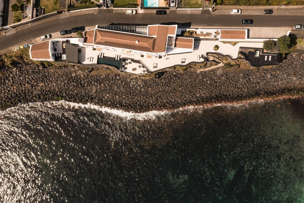 وايت إكسكلوسيف سويت آند فيلاز المنطقة الخارجية