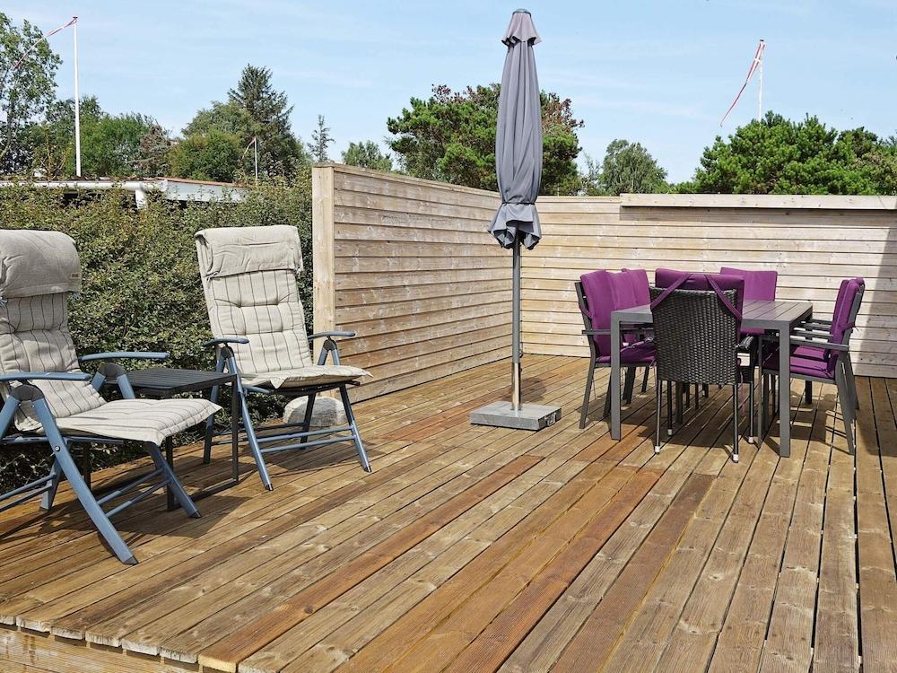 سيسايد بليس ويذ سونا - باي تراوم فيرينوونونجين المنطقة الخارجية