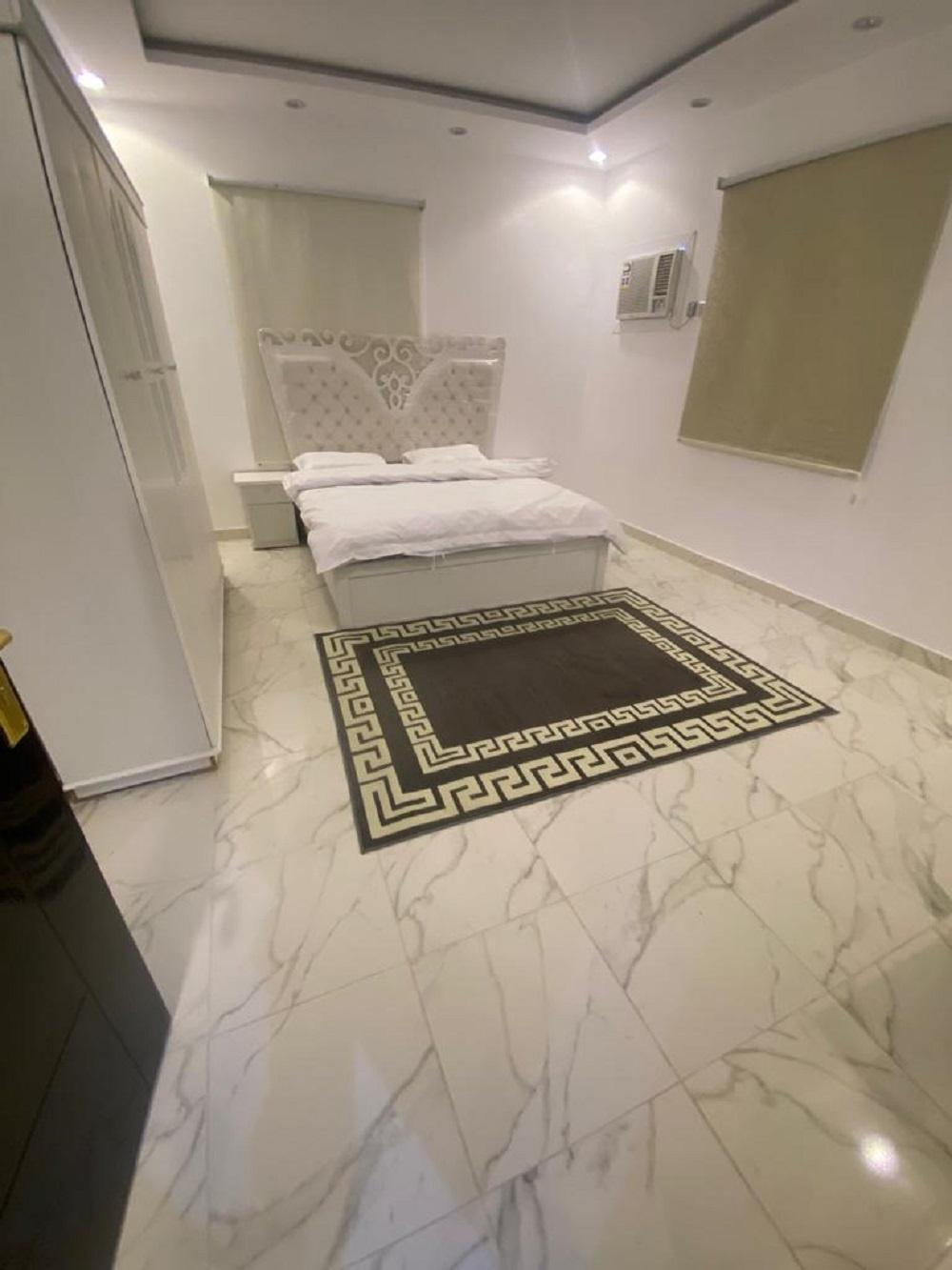 Elegant Apartment with Comfortable and Simple Furniture | 2215 Room