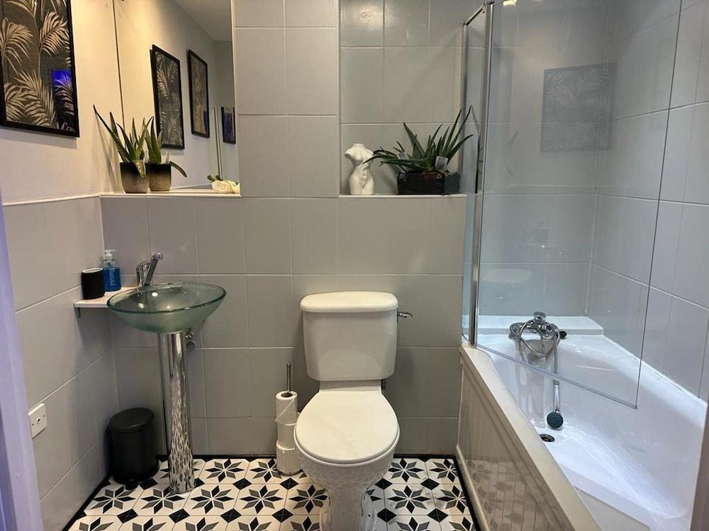 1 بد فلات - سليبس 2 - جاكوزي - باركينج - وايفاي حمام