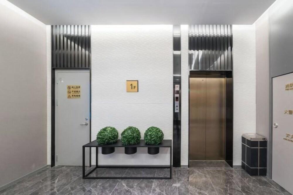 Home Inns (Chongqing Shapingba Railway Station Three Gorges Square Store) Interior