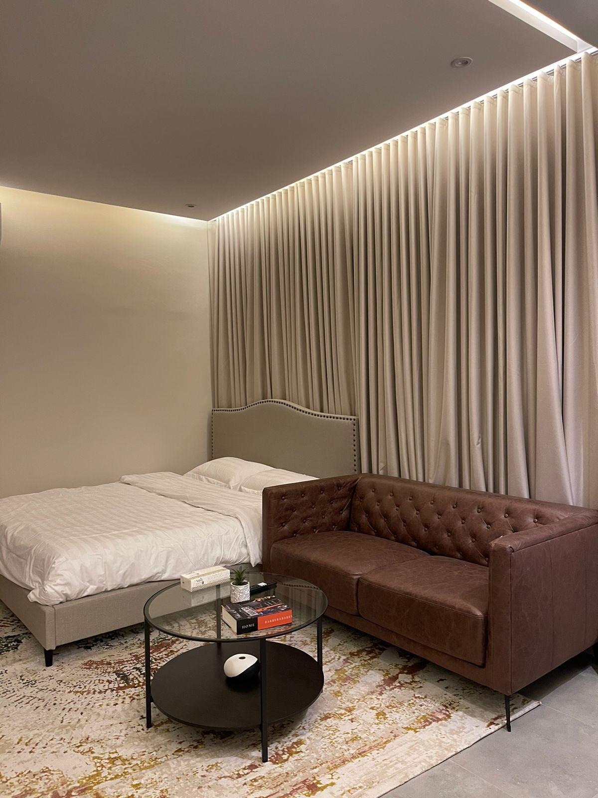 Elegant Studio with Self Check-in | 5488 Bedroom