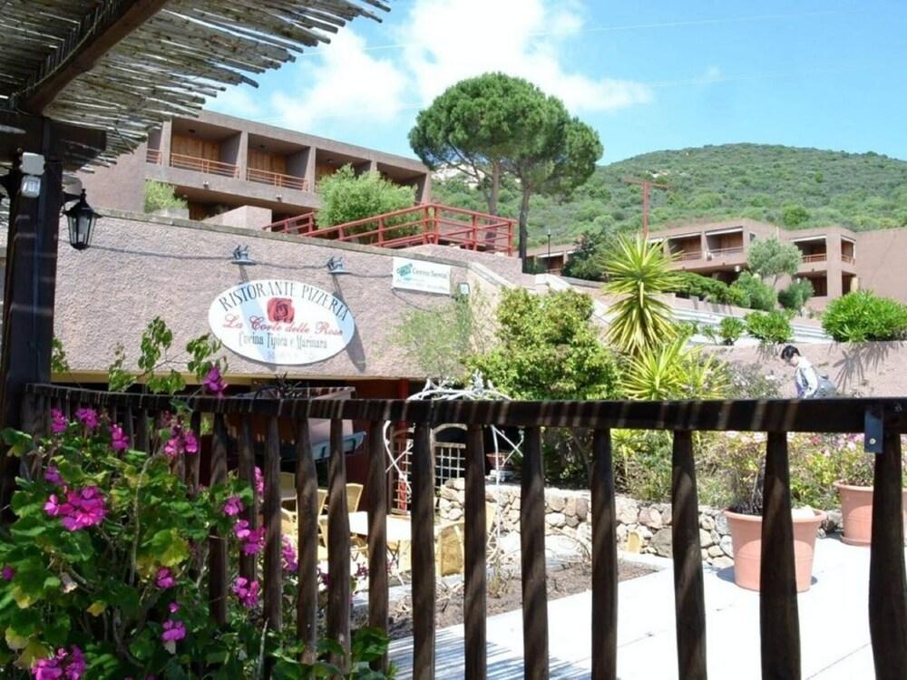 Apartment in Sardinia With Sea View Exterior