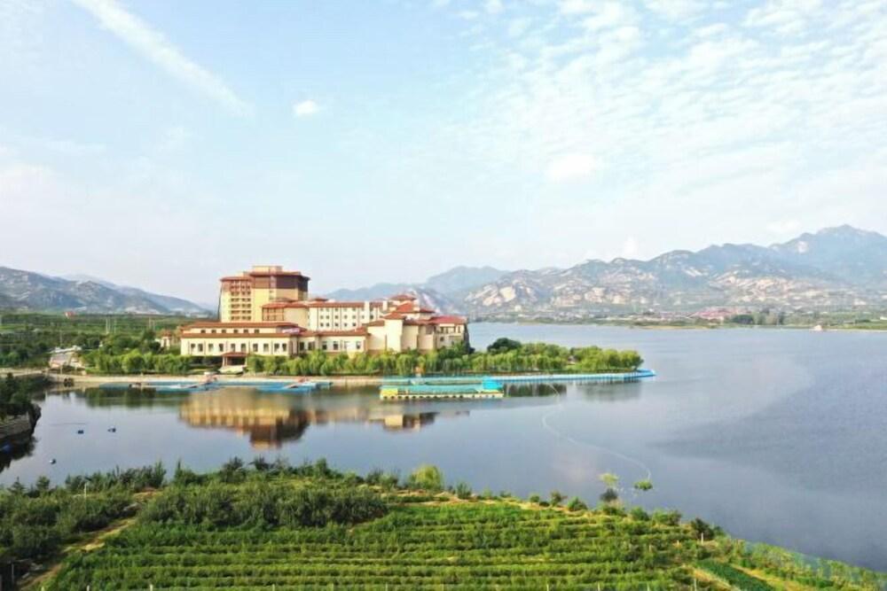Datianzhuang International Resort Hotel Exterior