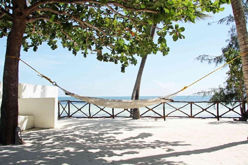 MANOLO Beach Resort Featured Image