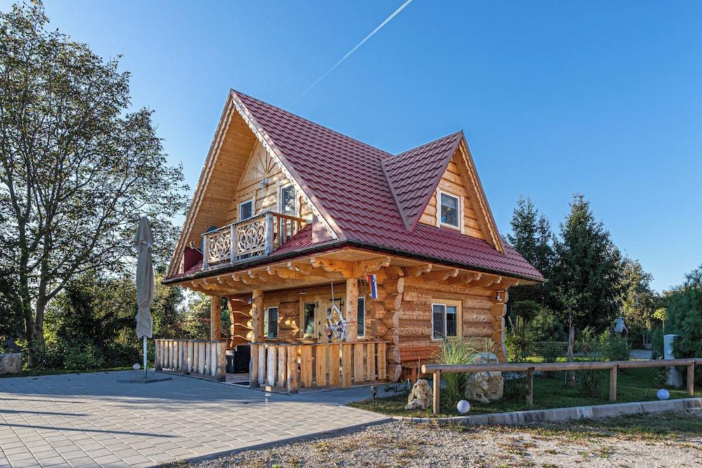Log Cabin Forest Fairy Featured Image