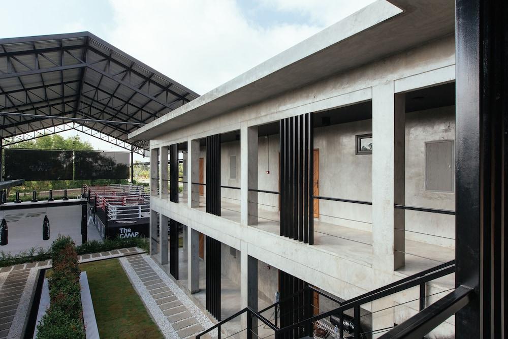 ذا كامب مواي ثاي ريزورت آند أكاديمي المنطقة الخارجية