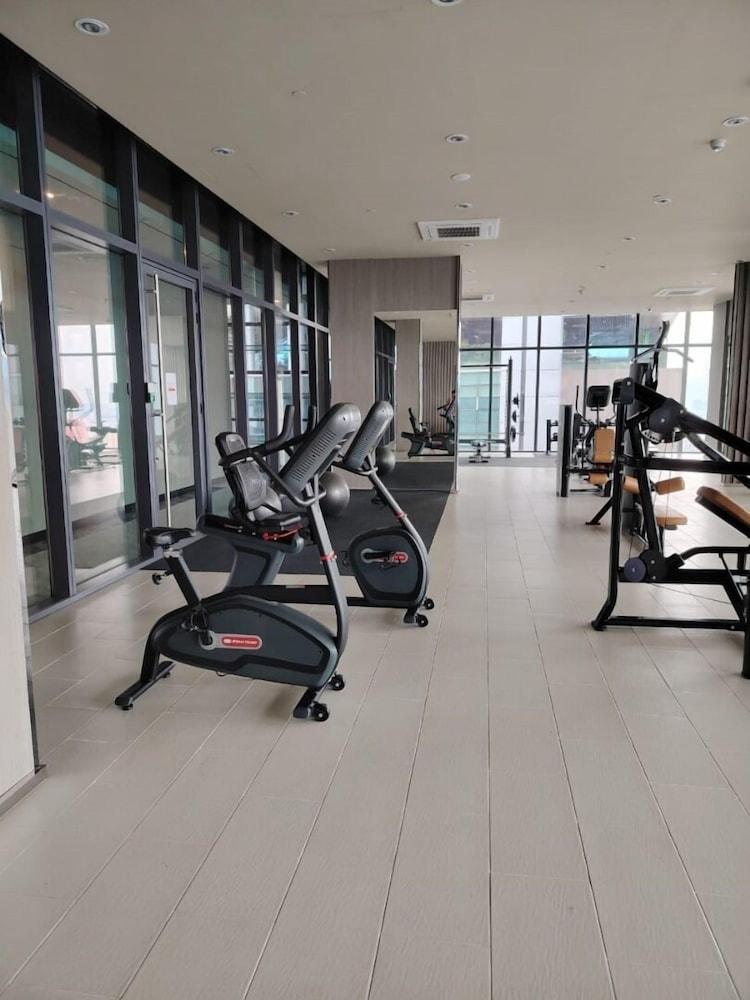 بلاتينوم 1ك إل اس سبيبشناتول تشين أوف هوم ستايز صالة الألعاب الرياضية