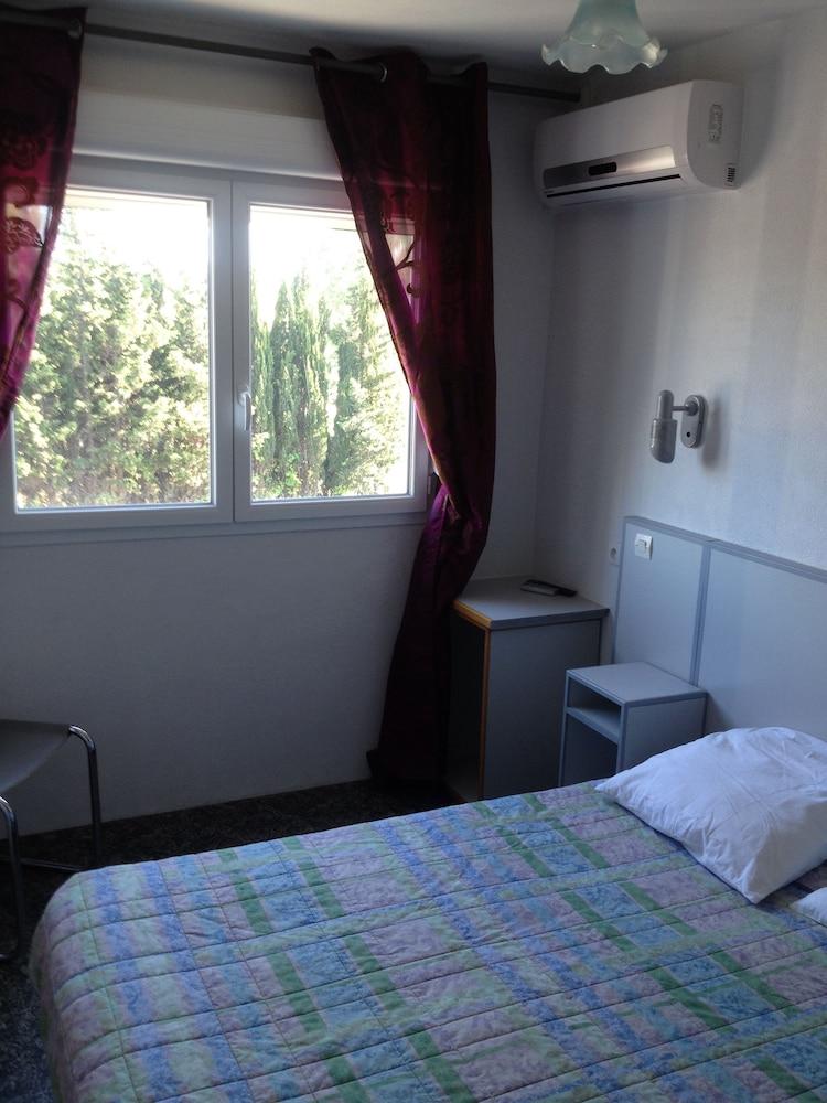 هوتل لو بلازا بروسولز غرفة