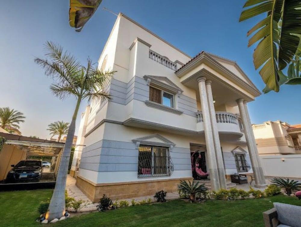 قصر في كمبوند رويال سيتي المنطقة الخارجية