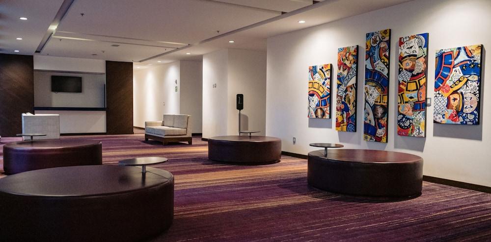 جران هوتل دي بويبل إ ٕ ايف منطقة الجلوس في الردهة