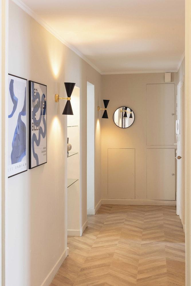 شيك أبارتمنت -  بدرو2 10 بي - جرينيل/ايفيل تاور داخلي