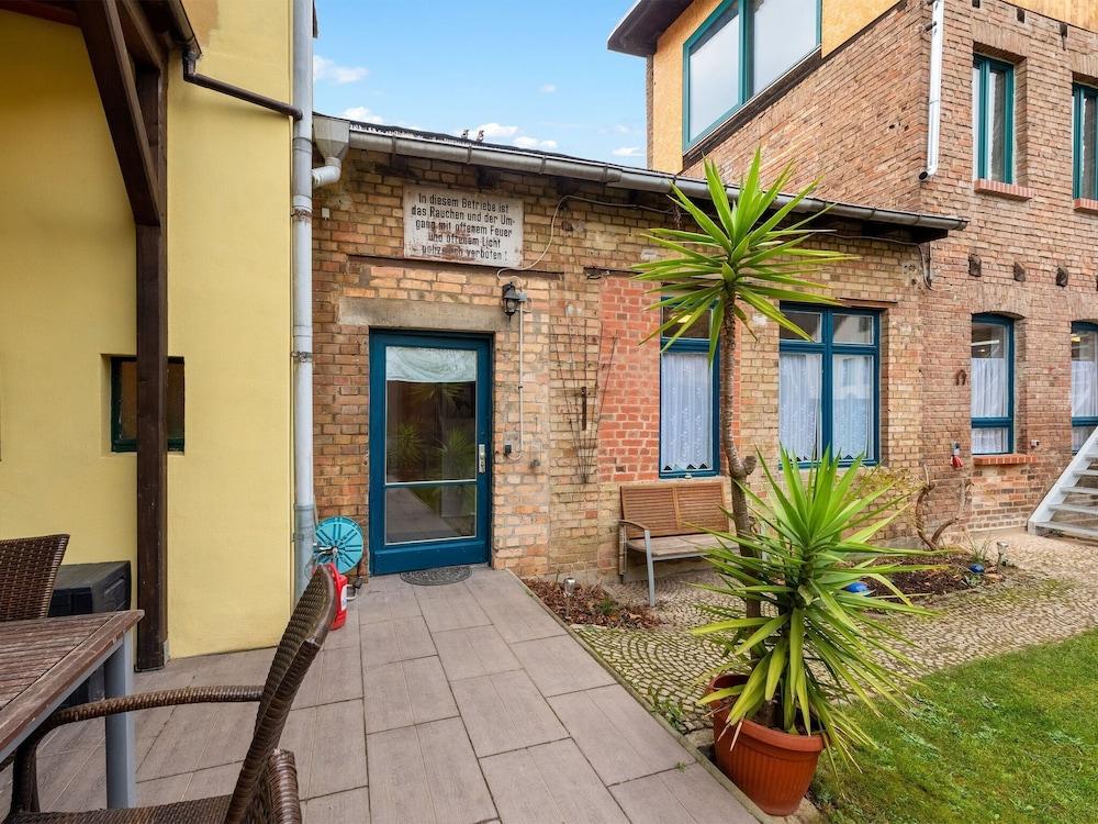 إليجانت أبارتمنت إن ناومبورج نير نومبورجر دوم