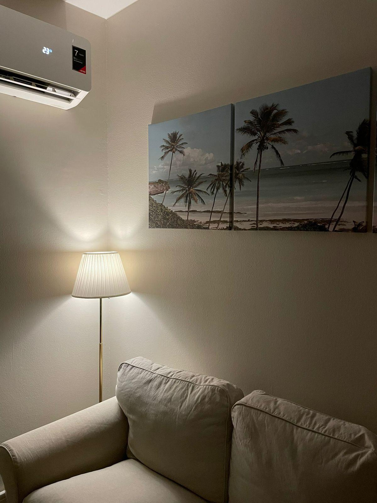 Modern Studio with Comfortable and Simple Furniture | 5790 Bedroom