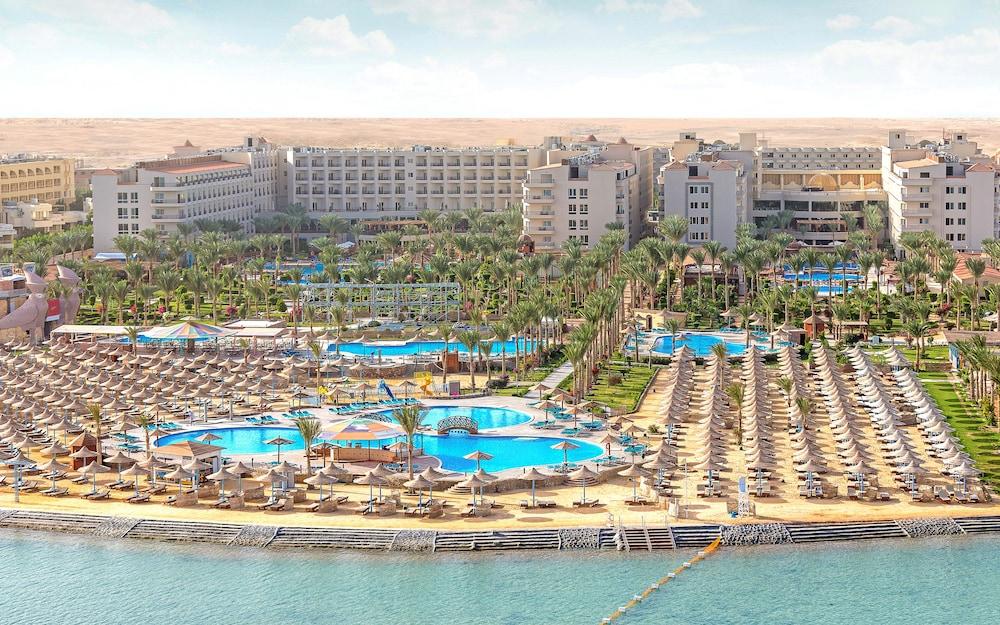 Riviera Aqua Park Resort