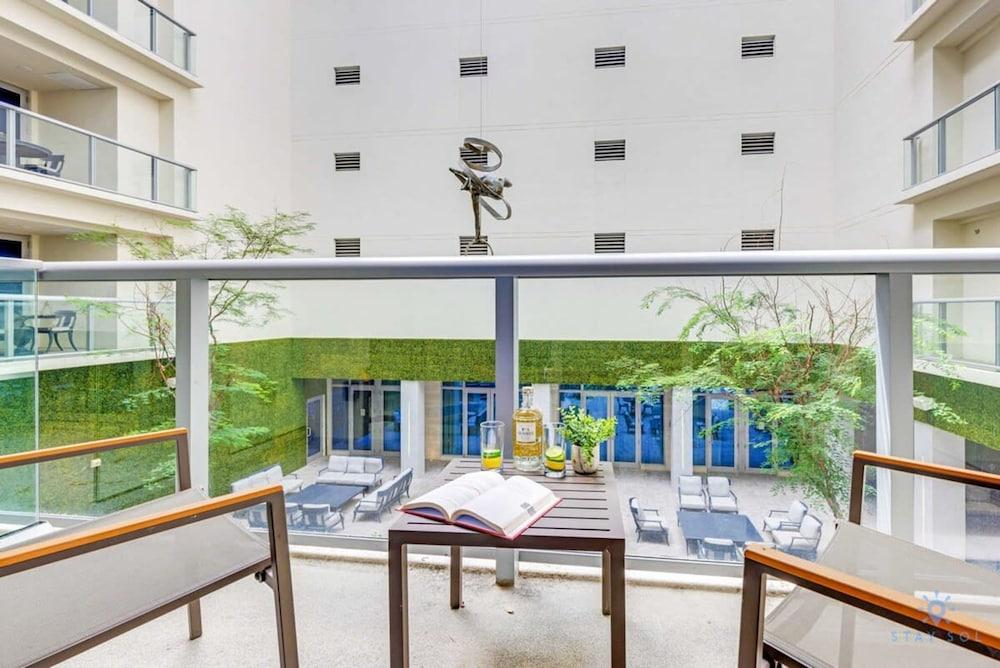 وورث ترافيلينج هوت توب يونيك روف توب بول غرفة