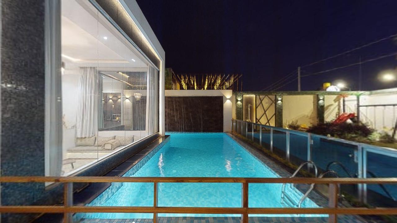 Luxurious Chalet with Kids Playground | 1272
