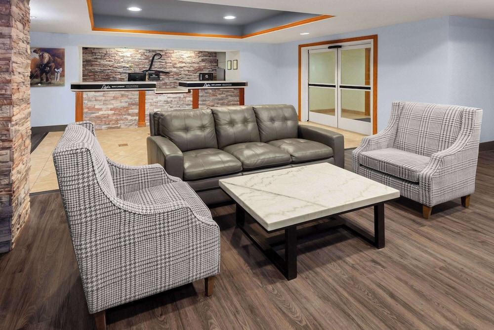 فندق وسبا لينكس بوس لاندن في بيلا - تريدمارك من ويندام الردهة