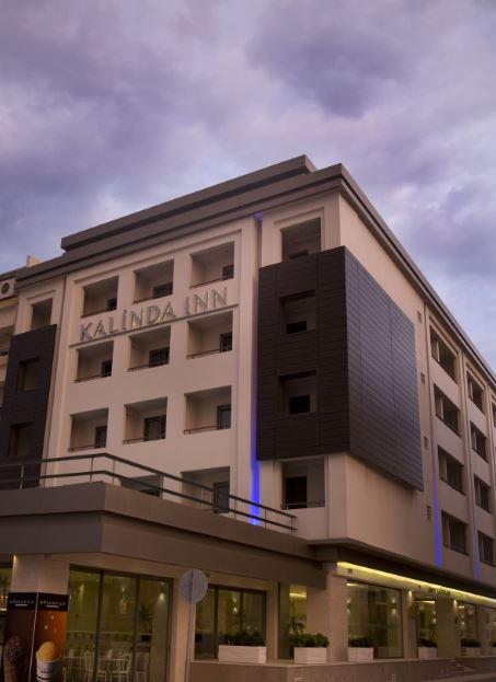 كاليندا إن هوتل إليتجا جيسمه الصورة الأساسية