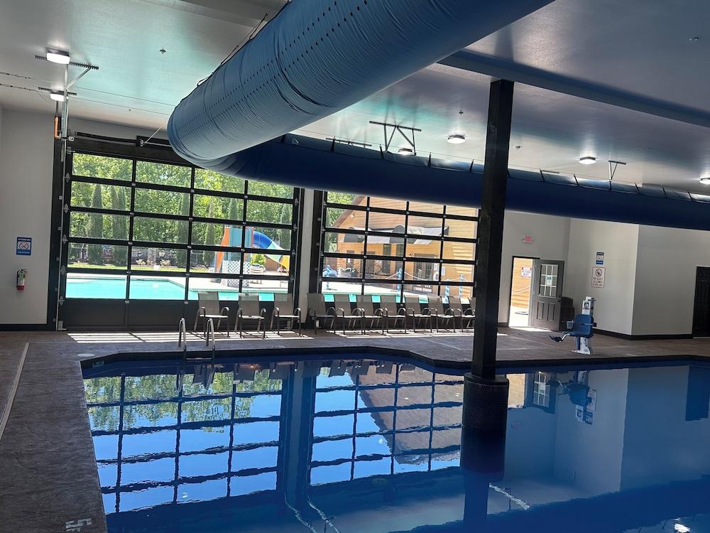 كيمبرز كابين باي سيلفر دولار سيتي - إيديالي لوكيتيد زحليقة مائية