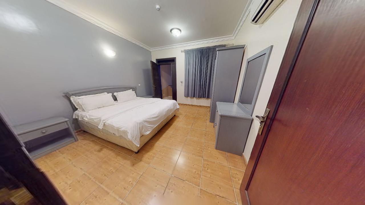 Comfy Chalet with Comfortable and Simple Furniture | 2021 Room