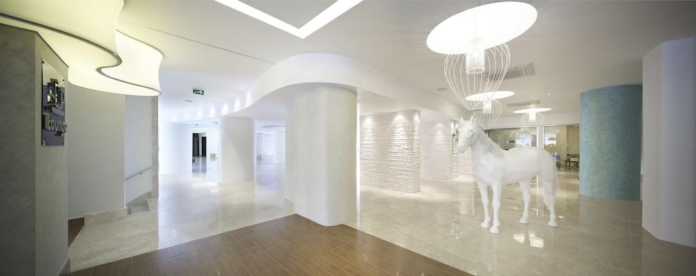 فندق بلو باي بلاتينيوم داخلي