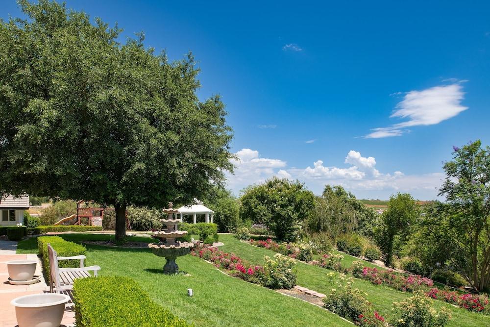 جراند كونتينتو باي أفانتستاي إكستراورديناري إيستايت دبوي بول موفي روم غرفة