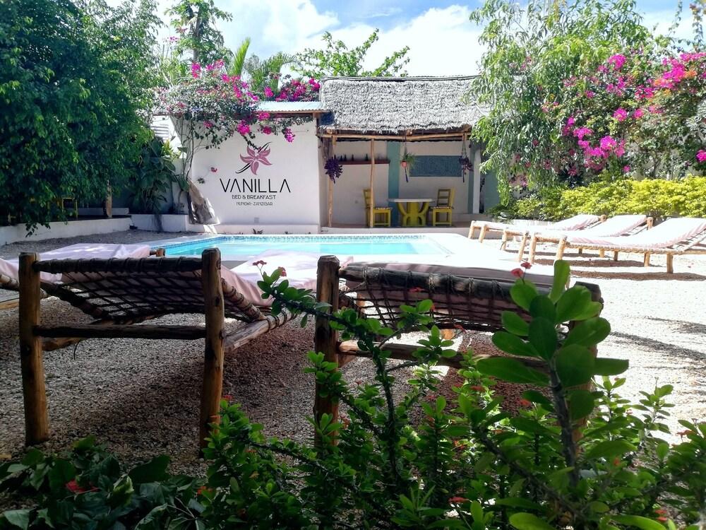 فانيل بي آند بي نونجوي زانزيبار المنطقة الخارجية