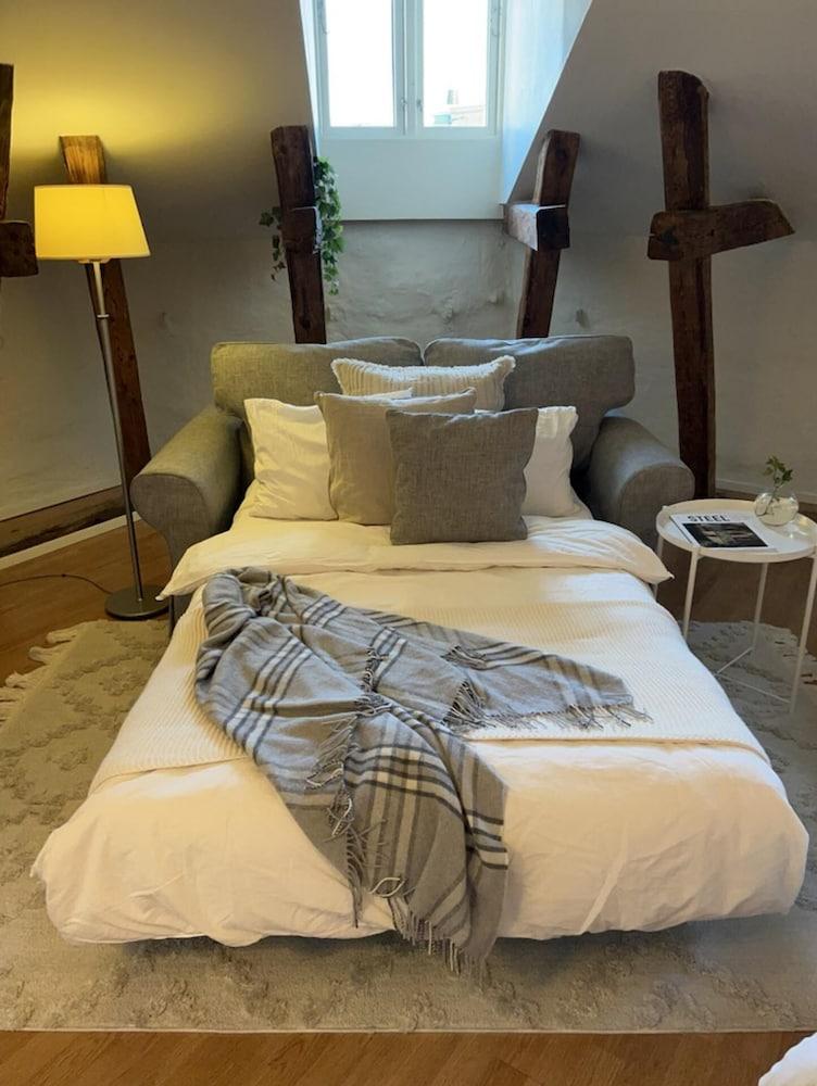 تشارمينج أبارتمنت إن ذا هارت أوف ستوكهولم! غرفة