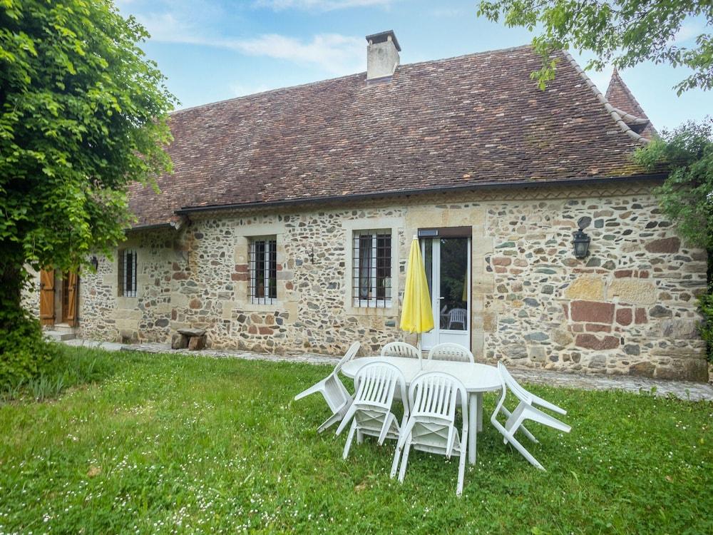 ليفيلي هوليداي هوم ويذ برايفت بول المنطقة الخارجية