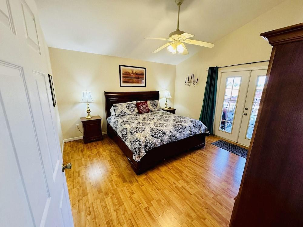 4/3 Vacation Home With Private Pool Located at Formosa Gardens!! Exterior