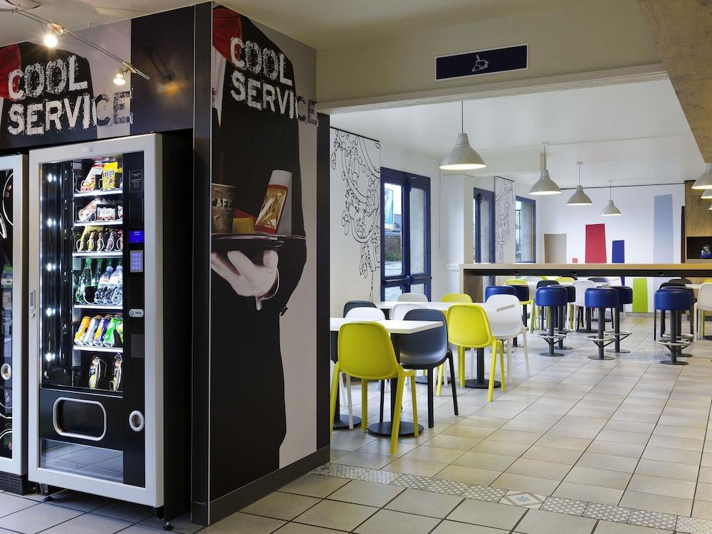 أيبيس بدجيت تشيلي مازارين ليه شومبار المنطقة الخارجية