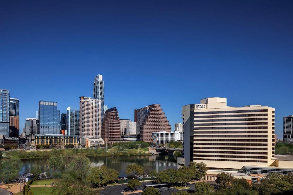 Hyatt Regency Austin Exterior
