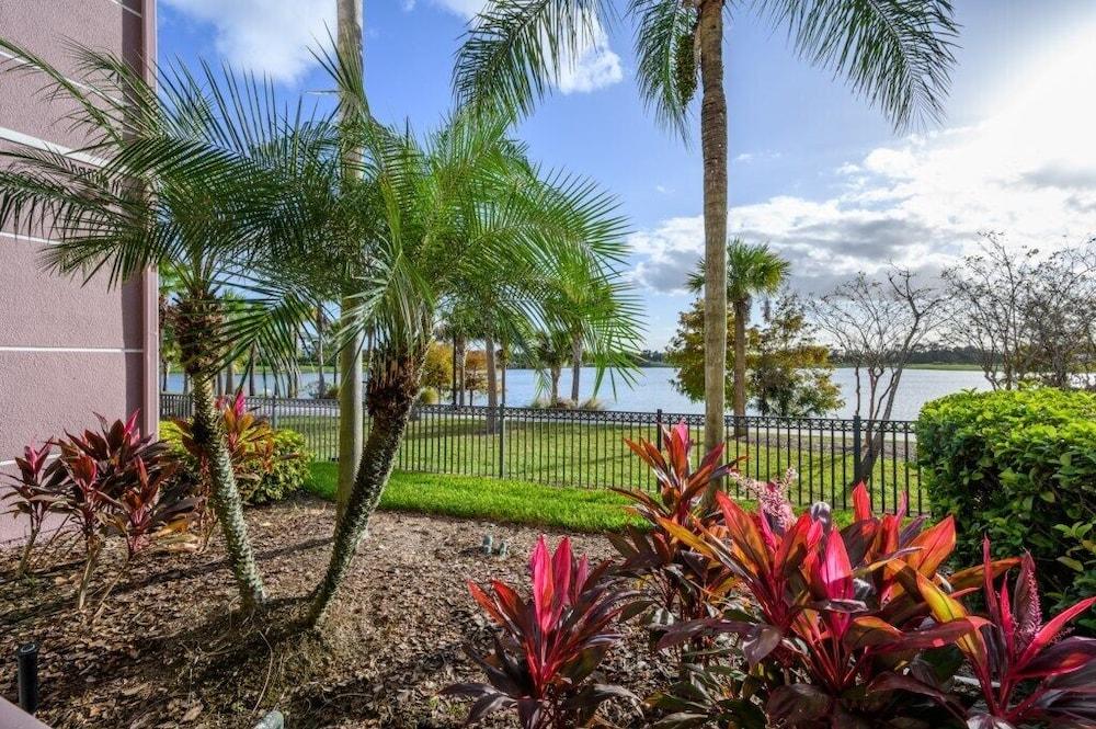 إيبيك يونيفيرس فاميلي فن فيستا كاي ليك فيو كوندو - 1021 المنطقة الخارجية