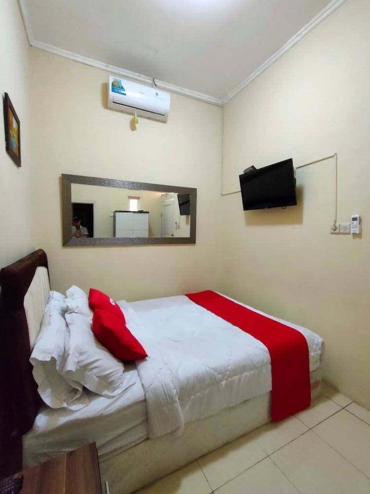 Bakom Inn Syariah - Central Double Room Room