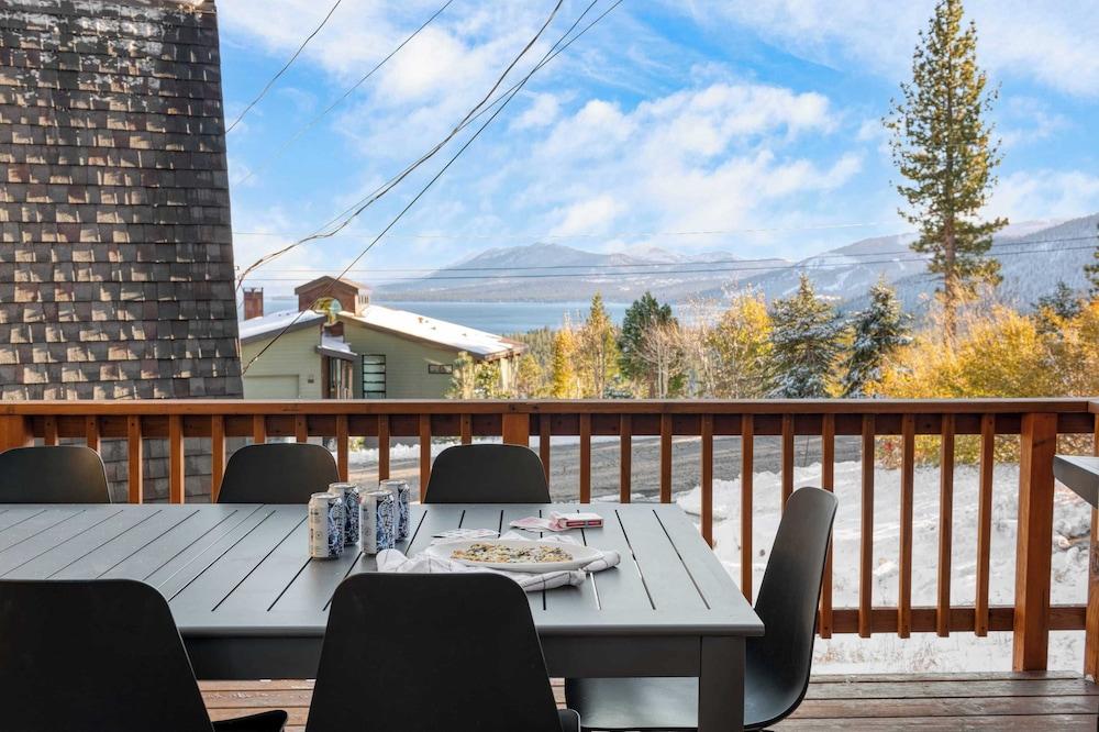 Chickaree by Avantstay A-frame w/ Mountain Views Interior