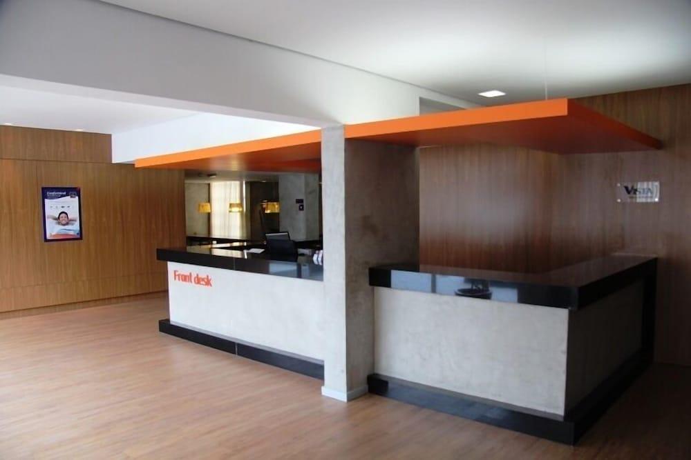 فيستا إن إكسبرس كونتاجيم