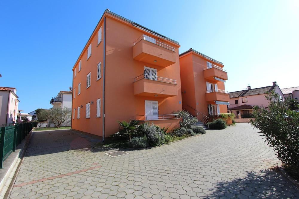 Apartments Hanna