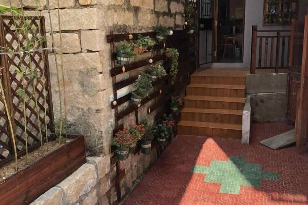 Chuyang Xiaoshe Hostel Property Grounds