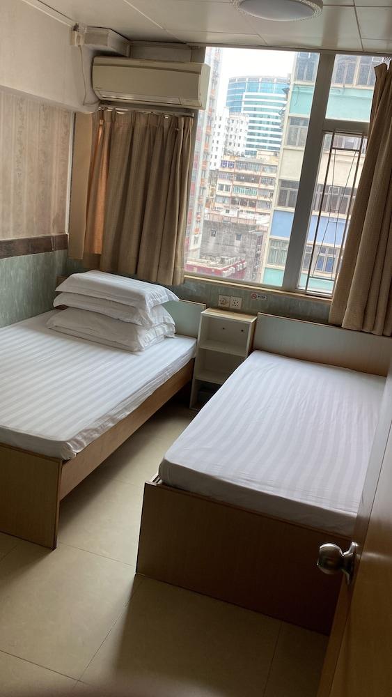 جيو هوم هوليداي هوتل غرفة