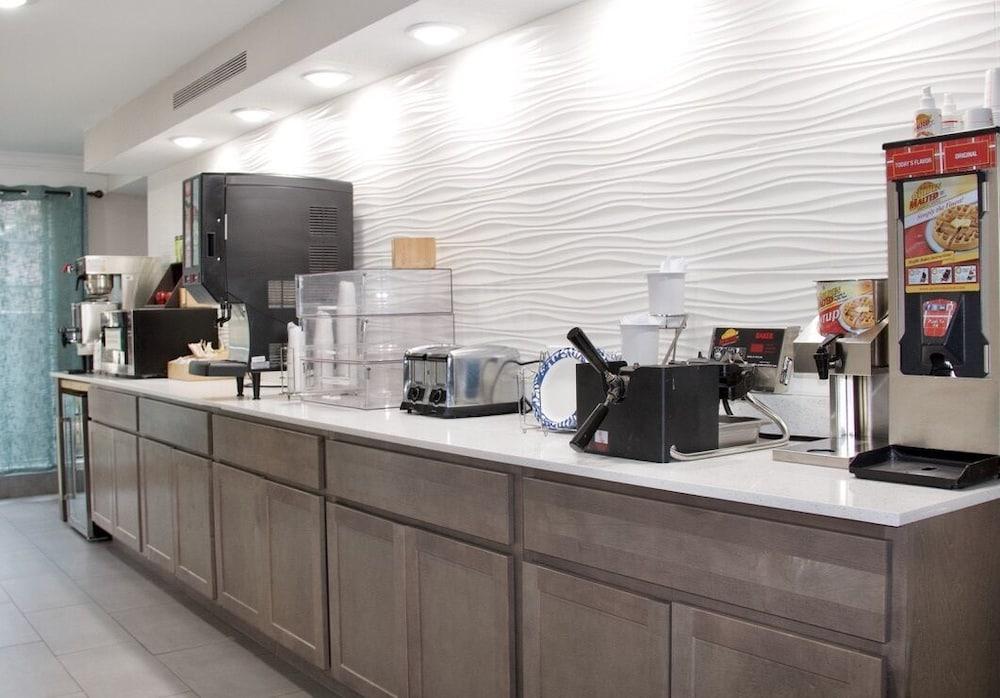 لا كينتا إن باي ويندام دينفر نورثجلين منطقة الاستقبال