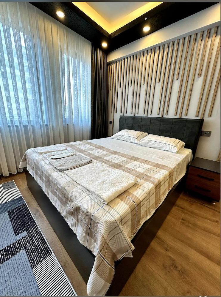 The Port Palace Otel Room