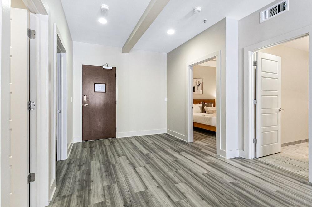 أمايزينج 4 بد روم هايفن إن ذا هارت أوف نيو أورليانز داخلي