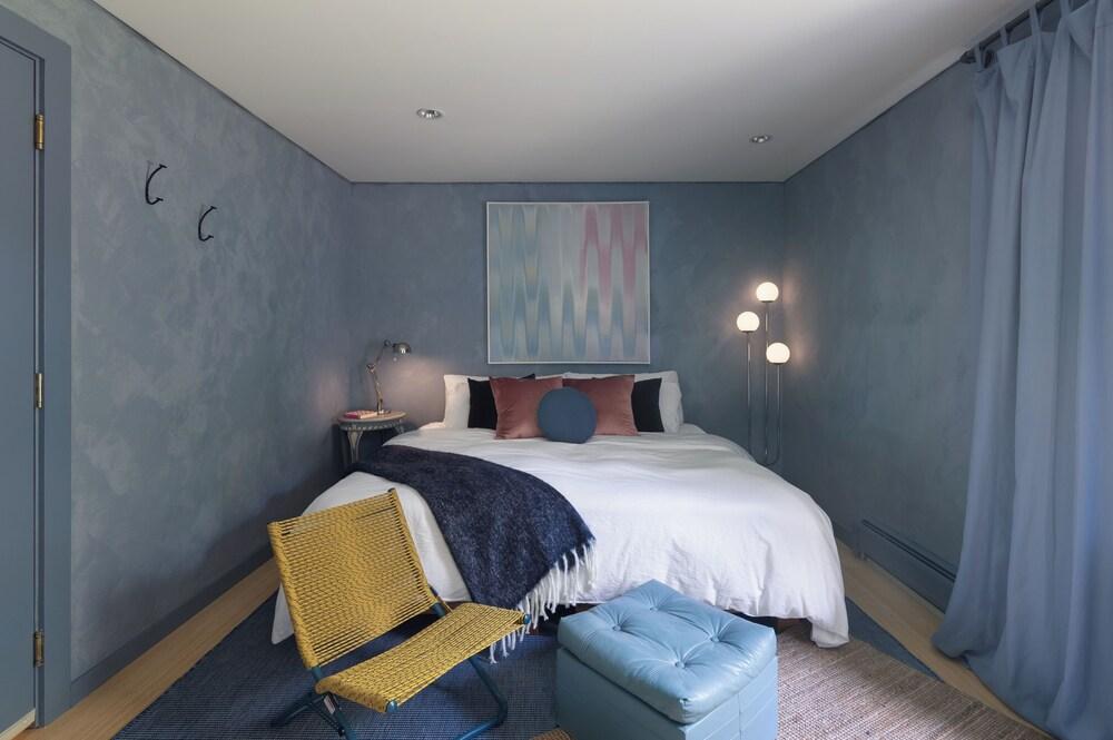 ذا ترايل إن أدامز - بيركشيريز آرت هوتل غرفة