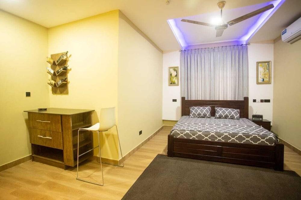 جاي إس اي أبارتمنتس آند إكزكيوتيف هوتل المنطقة الخارجية