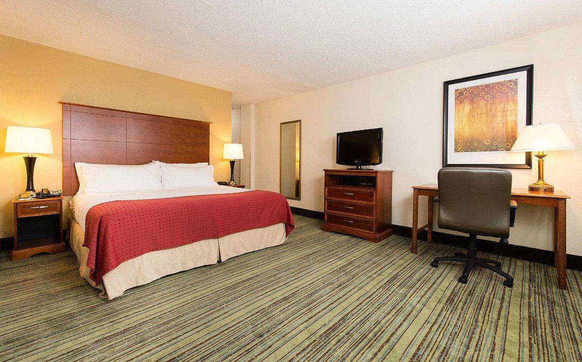 DoubleTree by Hilton Wilmington, NC Others