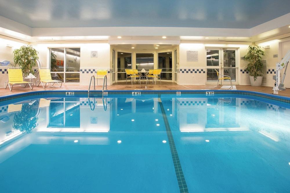 فيرفيلد إن آند سويتس باي ماريوت بوسطن ميلفورد