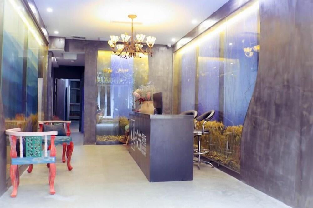Xiao Zhu Liang Su Inn Reception